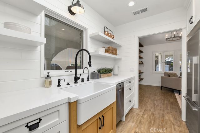 11166 Allegheny, Sun Valley, CA 91352