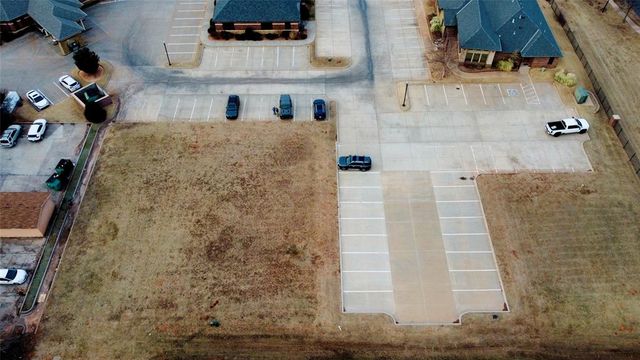 N Mustang Road, Mustang, OK 73064