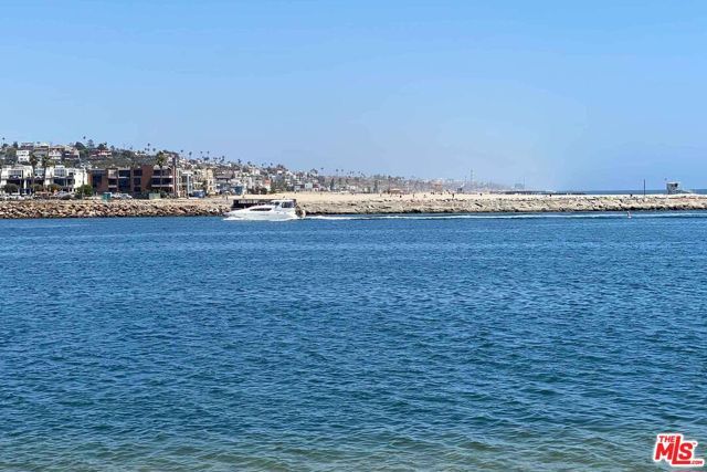 29 Yawl Street A, Marina Del Rey, CA 90292