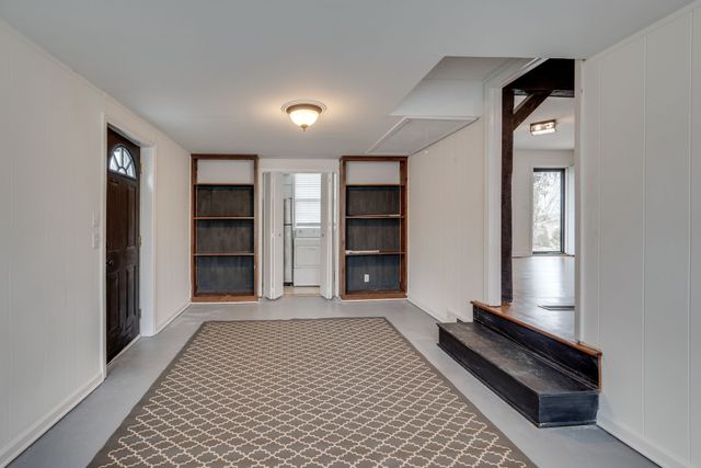 514 Continental Dr, Nashville, TN 37209