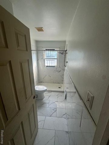 4230 University Place, Detroit, MI 48224
