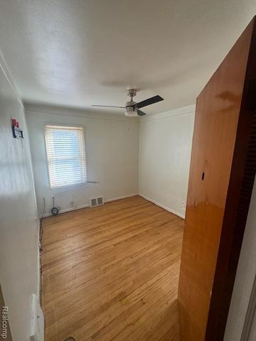 4230 University Place, Detroit, MI 48224