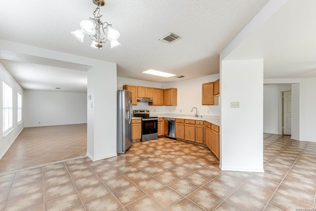 7039 Mary Todd, San Antonio, TX 78240