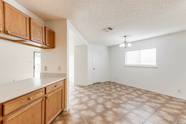 7039 Mary Todd, San Antonio, TX 78240