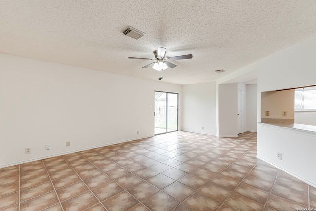 7039 Mary Todd, San Antonio, TX 78240