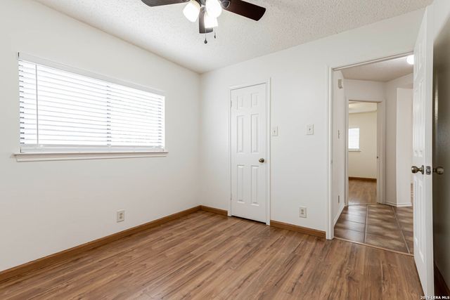 7039 Mary Todd, San Antonio, TX 78240