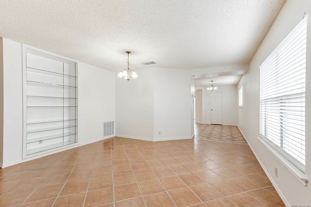 7039 Mary Todd, San Antonio, TX 78240