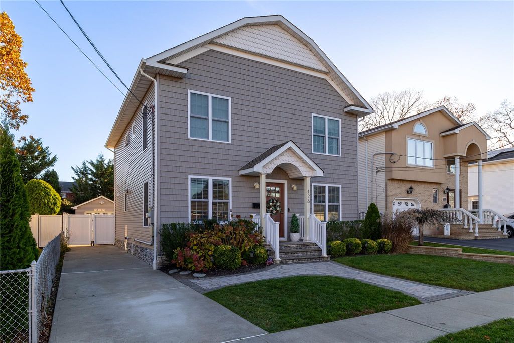 126 Fairview Avenue, Oceanside, NY 11572