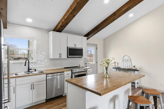 4982 Bell Avenue, Cincinnati, OH 45242