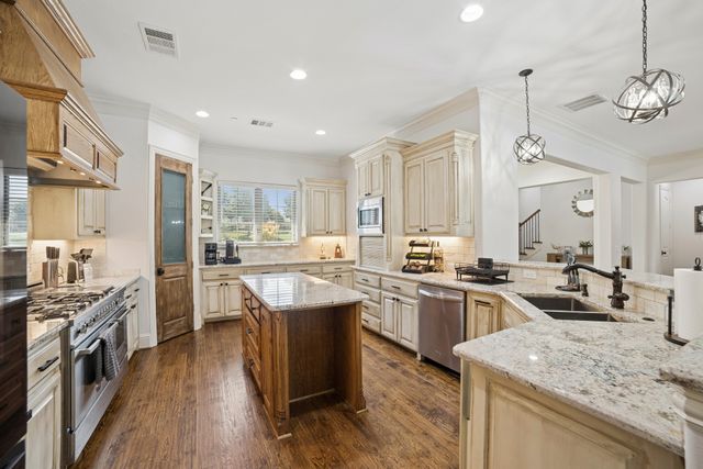 167 Overlook Drive, Sunnyvale, TX 75182