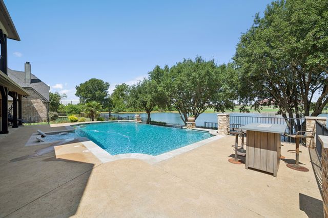 167 Overlook Drive, Sunnyvale, TX 75182