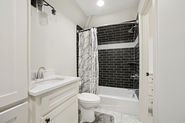 167 Overlook Drive, Sunnyvale, TX 75182