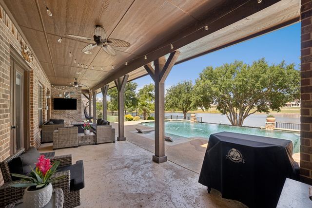 167 Overlook Drive, Sunnyvale, TX 75182