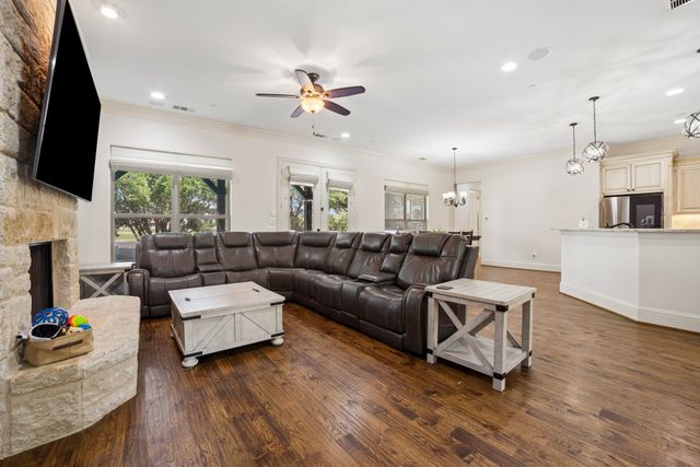 167 Overlook Drive, Sunnyvale, TX 75182