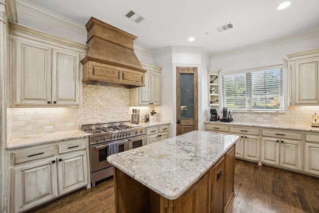 167 Overlook Drive, Sunnyvale, TX 75182