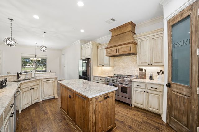 167 Overlook Drive, Sunnyvale, TX 75182