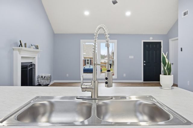 3200 Hunters Point Drive, Lexington, KY 40515