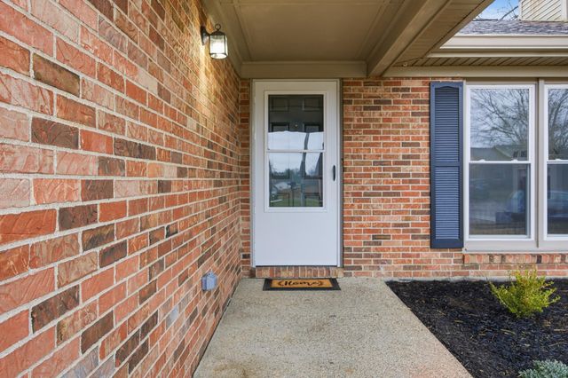 3200 Hunters Point Drive, Lexington, KY 40515