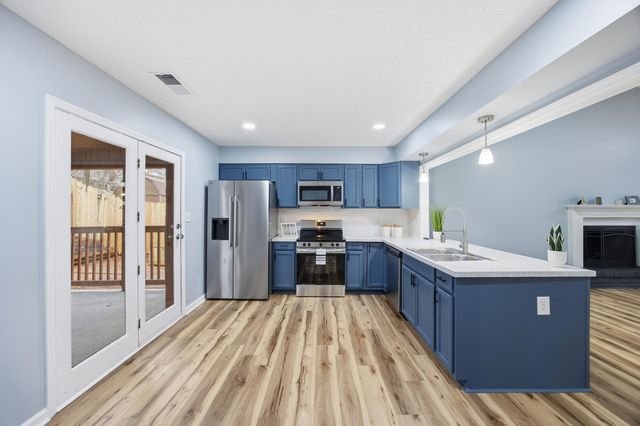 3200 Hunters Point Drive, Lexington, KY 40515