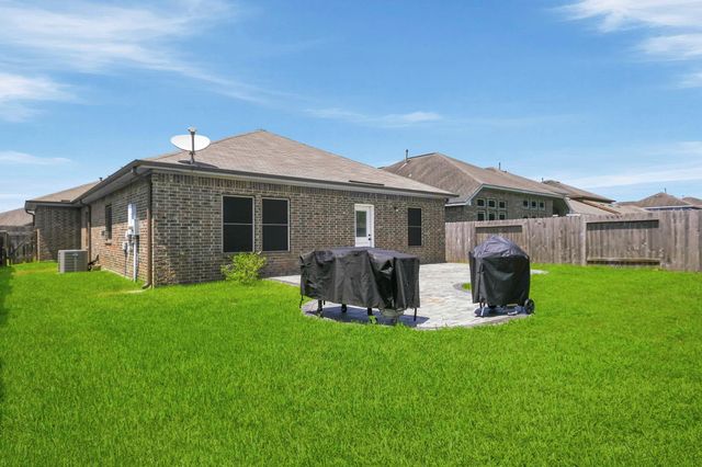 4822 Seaside Sparrow Lane, Baytown, TX 77521