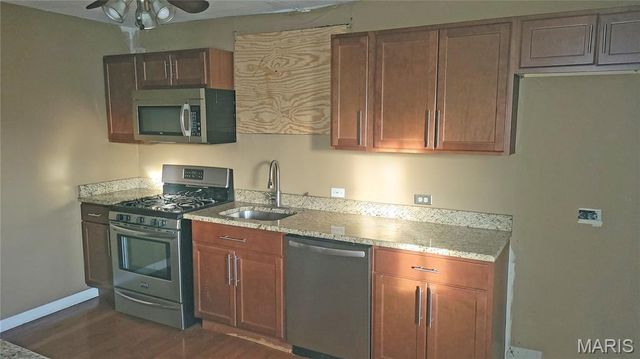 156 W Holden Avenue, St Louis, MO 63125