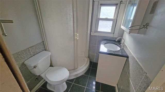 156 W Holden Avenue, St Louis, MO 63125