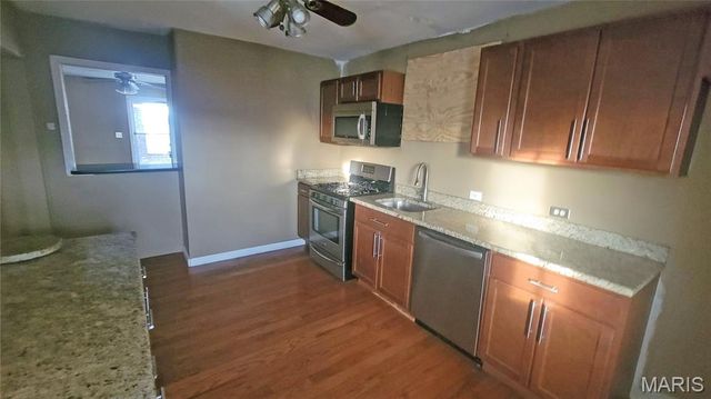 156 W Holden Avenue, St Louis, MO 63125