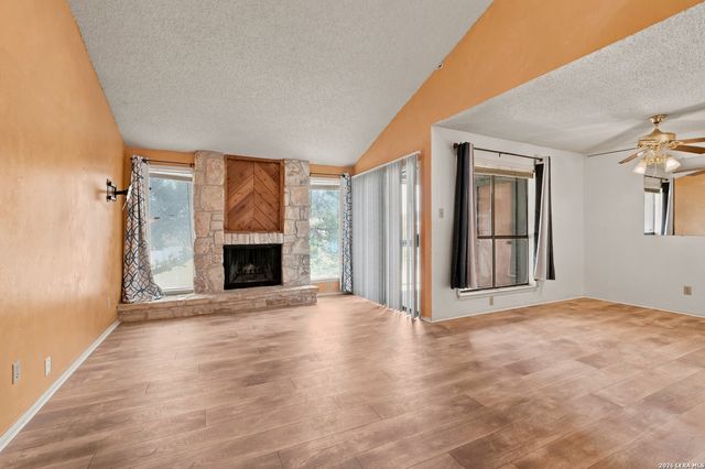 3843 Barrington St Apt 250M, San Antonio, TX 78217