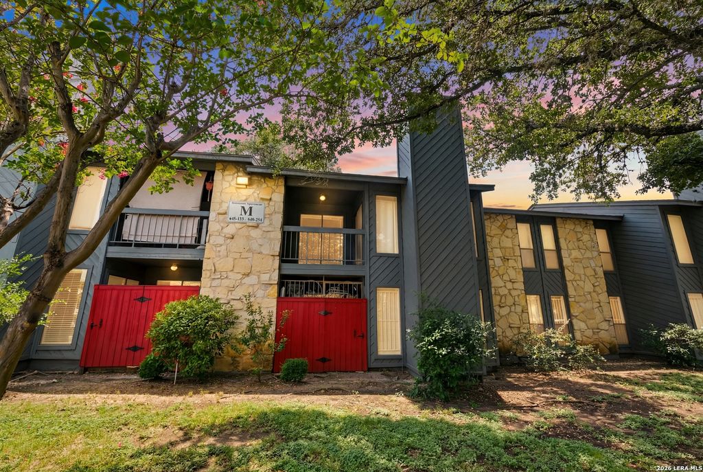 3843 Barrington St Apt 250M, San Antonio, TX 78217