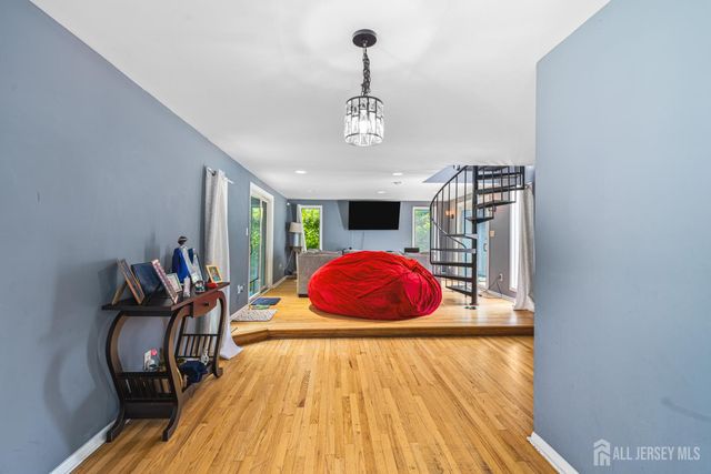 76 Woodland Drive, Keyport, NJ 07735