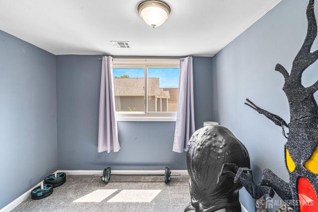 76 Woodland Drive, Keyport, NJ 07735