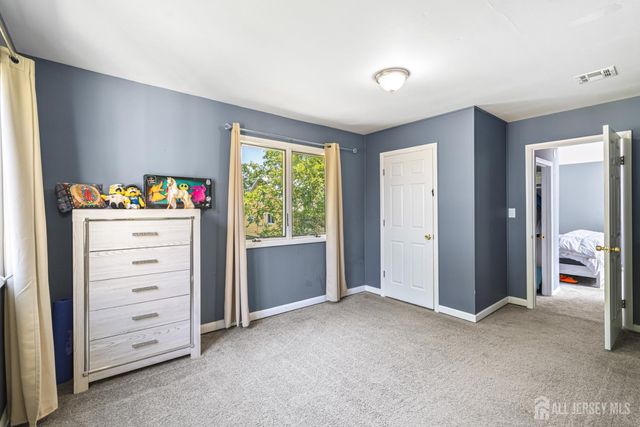 76 Woodland Drive, Keyport, NJ 07735