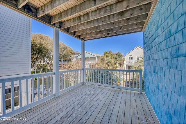 413 Fort Fisher Boulevard N, Kure Beach, NC 28449
