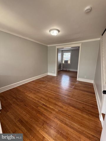 513 WOODCLIFFE RD, Upper Darby, PA 19082