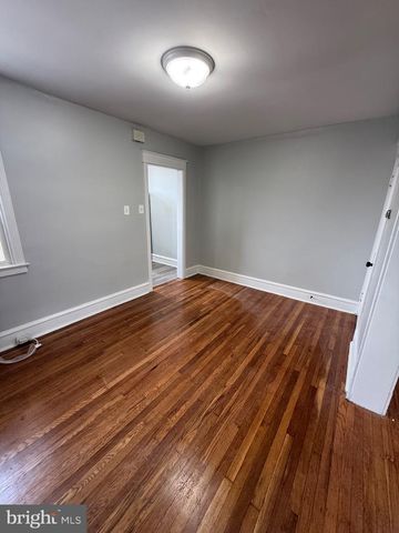 513 WOODCLIFFE RD, Upper Darby, PA 19082