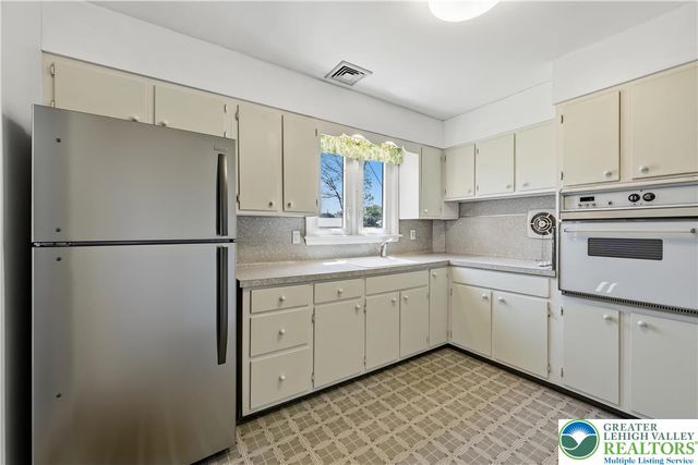 1162 Americus Avenue, Allentown City, PA 18103