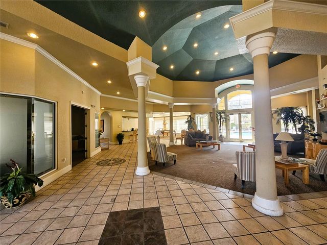 17112 CARRINGTON PARK DRIVE 935, Tampa, FL 33647