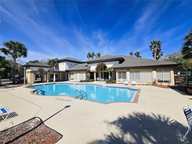 17112 CARRINGTON PARK DRIVE 935, Tampa, FL 33647