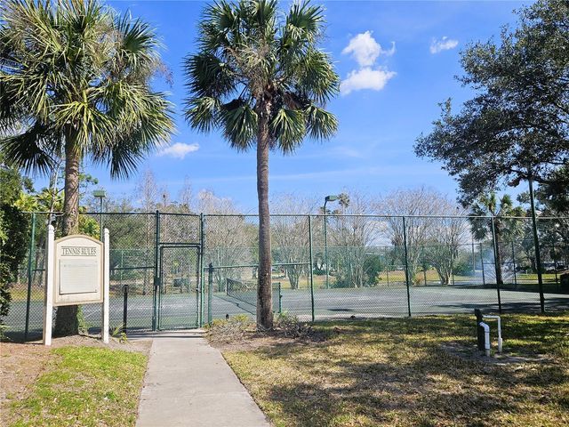 17112 CARRINGTON PARK DRIVE 935, Tampa, FL 33647