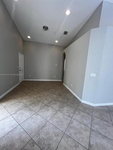 2219 Portofino Ave 0, Homestead, FL 33033