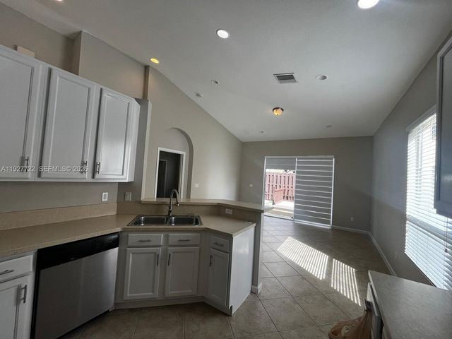 2219 Portofino Ave 0, Homestead, FL 33033