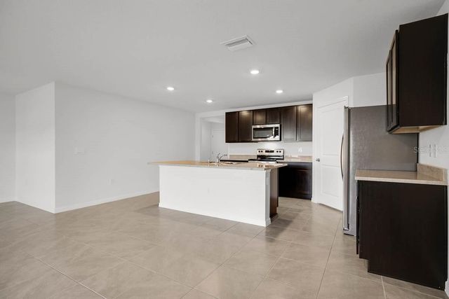 16530 WINDMILL FORGE PASS, Wimauma, FL 33598