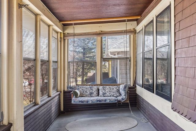 1746 Laurel Avenue, Saint Paul, MN 55104