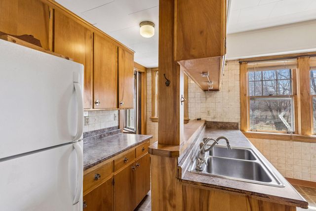 1746 Laurel Avenue, Saint Paul, MN 55104