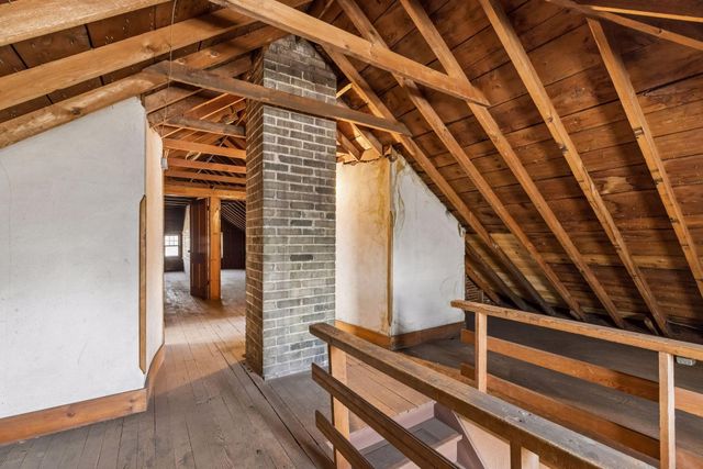 1746 Laurel Avenue, Saint Paul, MN 55104