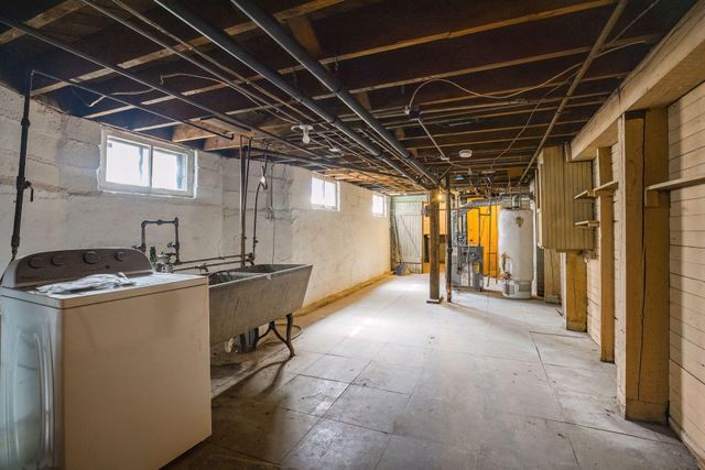 1746 Laurel Avenue, Saint Paul, MN 55104