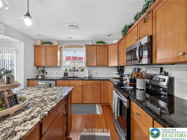 4148 Ross Road, Bethlehem Twp, PA 18020