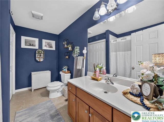 4148 Ross Road, Bethlehem Twp, PA 18020