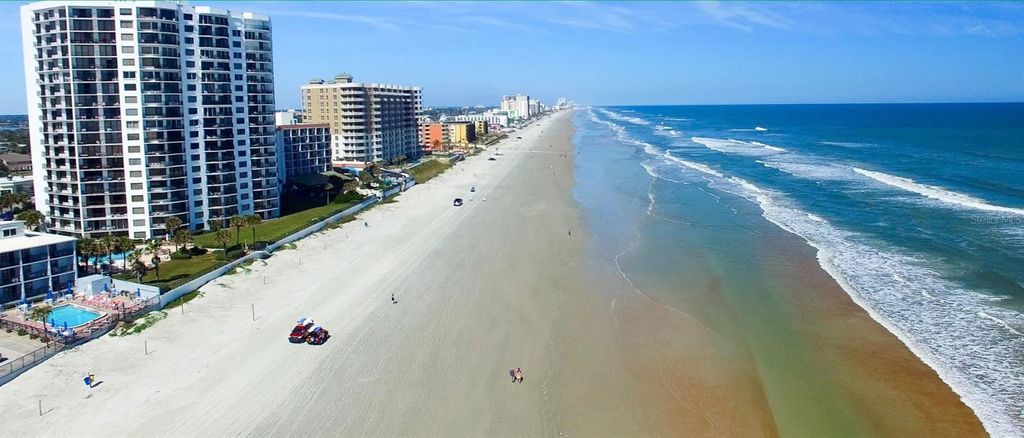 Image 35 of property listing at 2631 FAIRFAX AVENUE, New Smyrna Beach, FL 32168