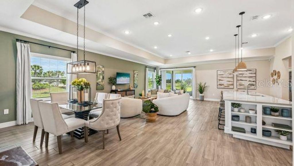 Image 10 of property listing at 2631 FAIRFAX AVENUE, New Smyrna Beach, FL 32168